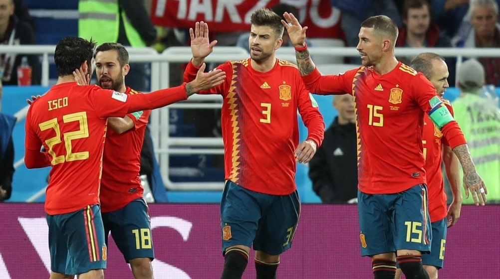 Espanha empata com Marrocos e vence grupo B