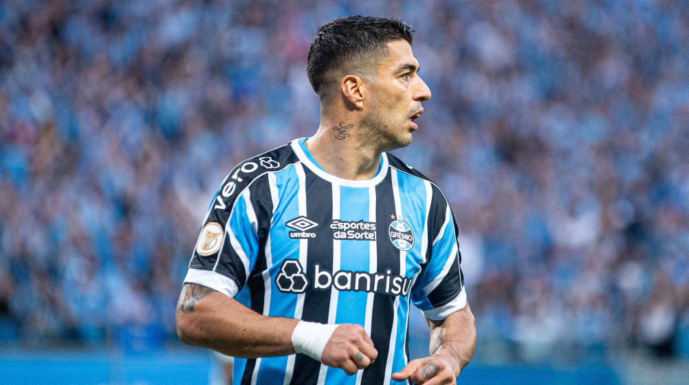 Suárez se despede do Grêmio após ano de recordes no Brasil