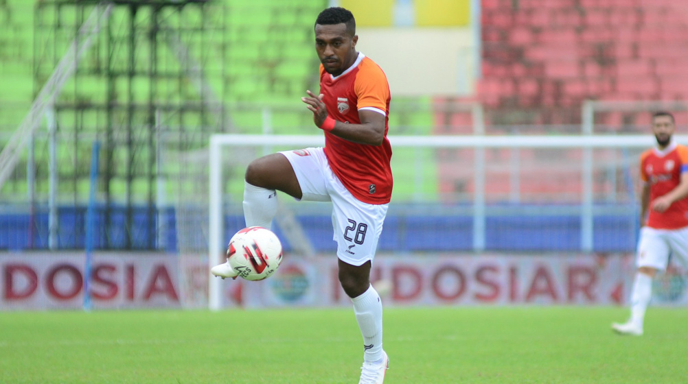 Stefano Lilipaly dan Terens Puhiri Absen Ikuti TC Borneo FC di Yogyakarta