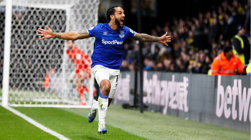 Everton: Walcott returns to Southampton - Toffees to pay 50% of his wages