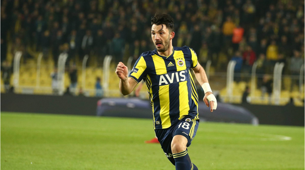 Fenerbahçe ile sözleşmesini karşılıklı olarak fesh eden Tolgay Arslan, Udinese ile anlaştı
