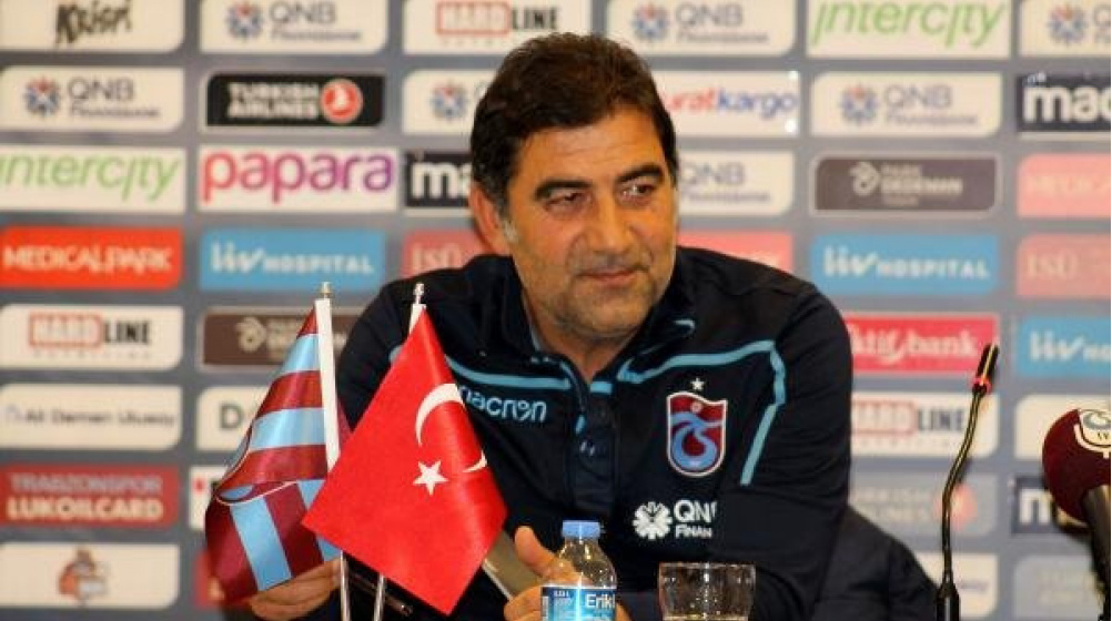 Trabzonspor'da Ünal Karaman imzayı atıyor