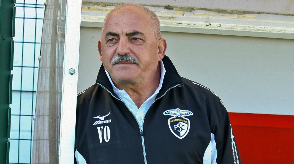 Vítor Oliveira - Adeus ao Mestre do Futebol Português