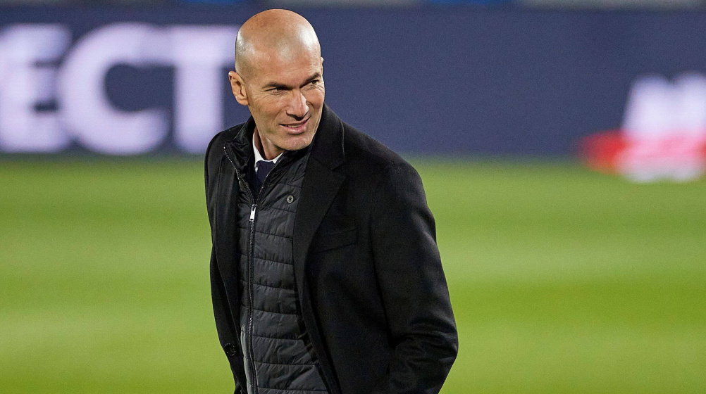 Zidane kündigt baldige Rückkehr auf Trainerbank an: „Alles kann passieren“
