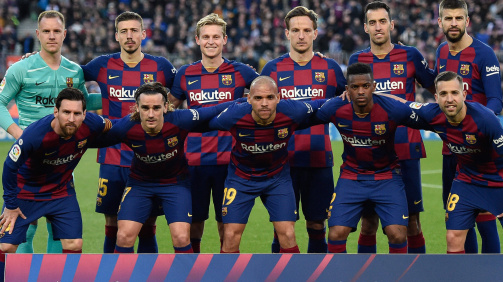 Reciente formación inicial del FC Barcelona con Setién.