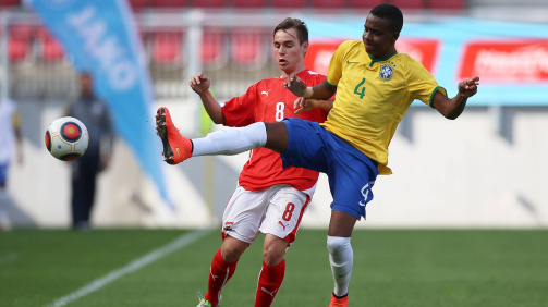 © imago images - Florian Fischerauer beim Internationalen U16-Turnier gegen Brasiliens Lucas
