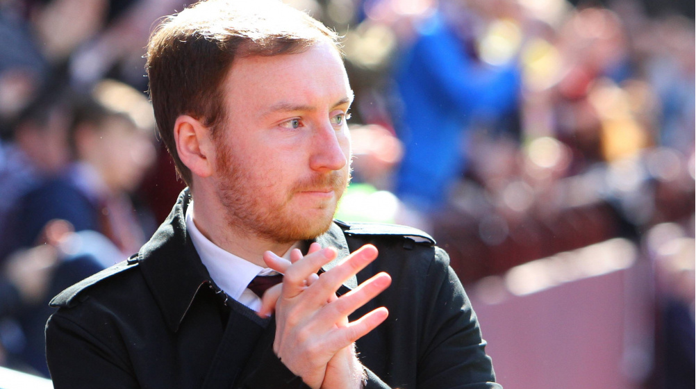 ian cathro heart of midlothian 2017 1611153386 54976 Top 10 Youngest Football Managers to Manage in the top 15 Footballing Leagues