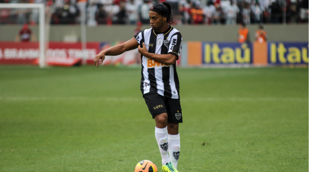 entonces Federal Pies suaves Ronaldinho Gaúcho - Perfil del jugador | Transfermarkt