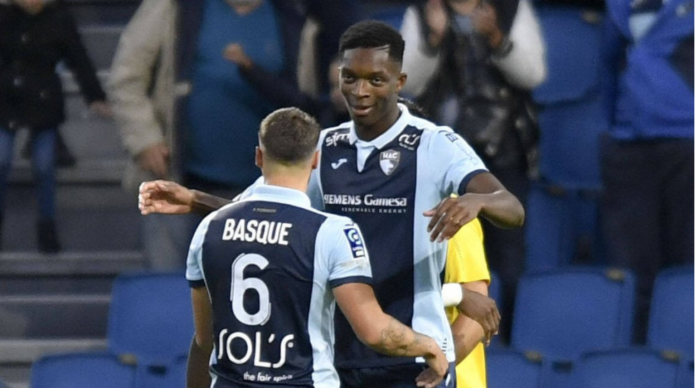 Newcastle ra giá 9 triệu euro cho trung vệ Isaak Touré của Le Havre