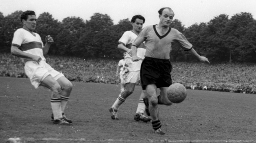 Adi Preißler 1956 noch im Trikot von Borussia Dortmund