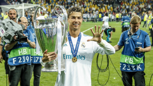 Cristiano Ronaldo com a sua quinta Champions.