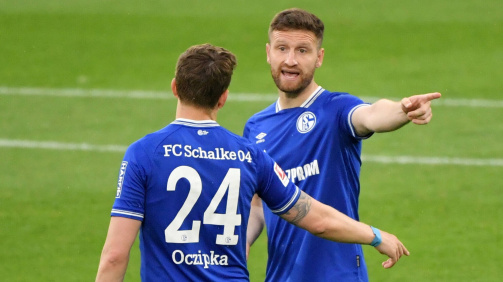 Shkodran Mustafi stieg mit dem FC Schalke 04 2021 aus der Bundesliga ab