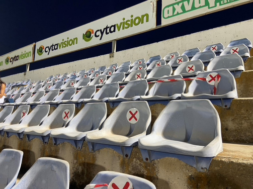 © KB31 - Stadion in Zypern: Einige Plätze dürfen belegt werden... andere nicht