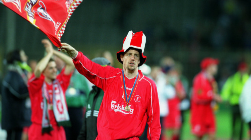 Stéphane Henchoz bejubelt den Liverpooler Sieg im UEFA-Cup 2001