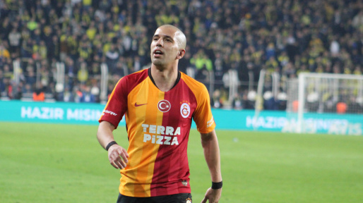 Galatasaray'a Feghouli'den kötü haber! 