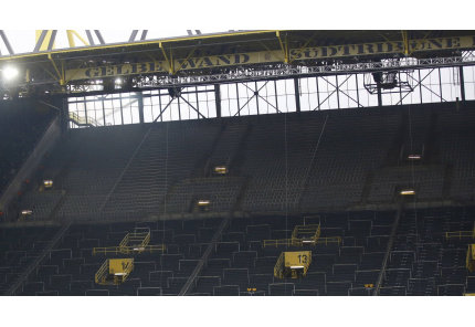 Südkurve BVB ohne Fans, leer